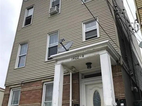 1402-1404 10th Street image 1 of 2