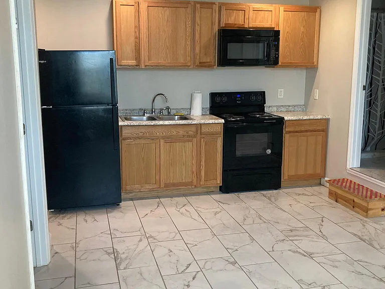 4948 SE Isabelita Ave #4 — Photo 8