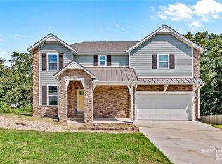 1100 S Nemett Cir, Pea Ridge, AR 72751