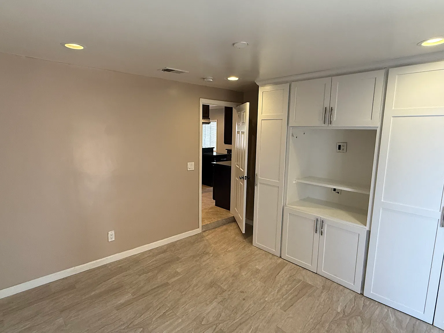3 bed, 2.5 bath, 1500 sqft, $2,750 — Photo 4
