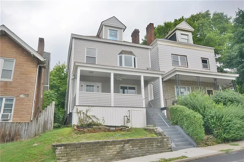 15 Oakmont St photo 1