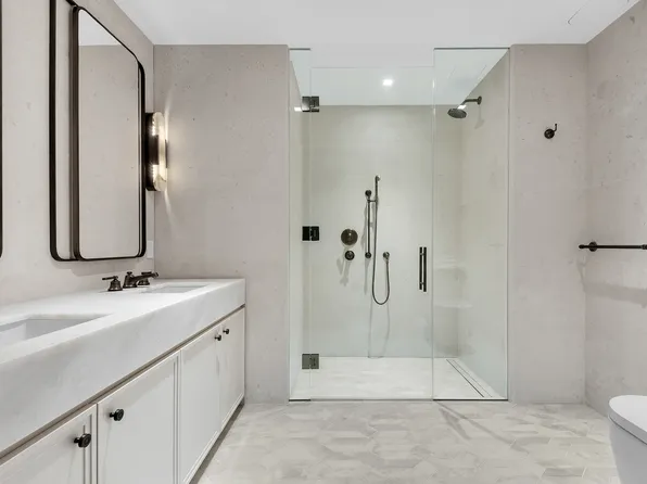 310 East 86th Street image 5 of 16