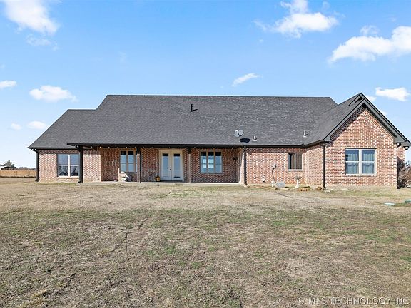 3rd image of 777 Sterret Rd