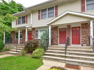 32 Pearl St, North Plainfield, NJ 07060