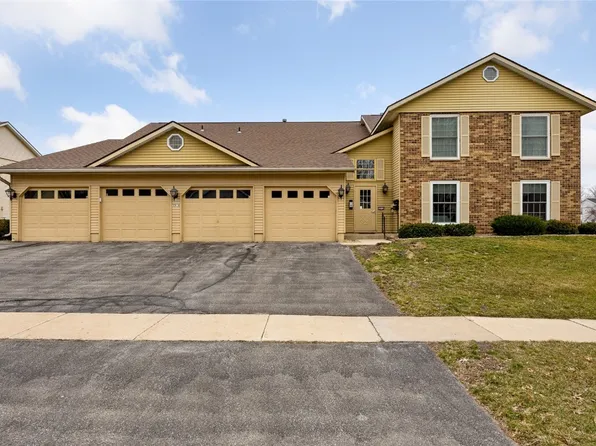 3918 Lexington Dr NE APT C, Cedar Rapids, IA 52402