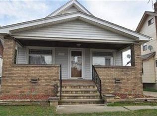 10914 Governor Ave, Cleveland, OH 44111