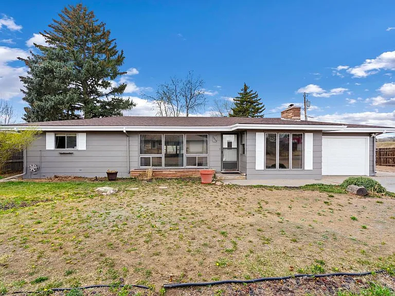 1315 Pine St — Photo 1