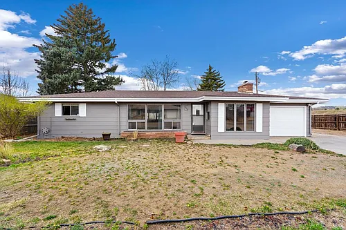 1315 Pine St Photo 1