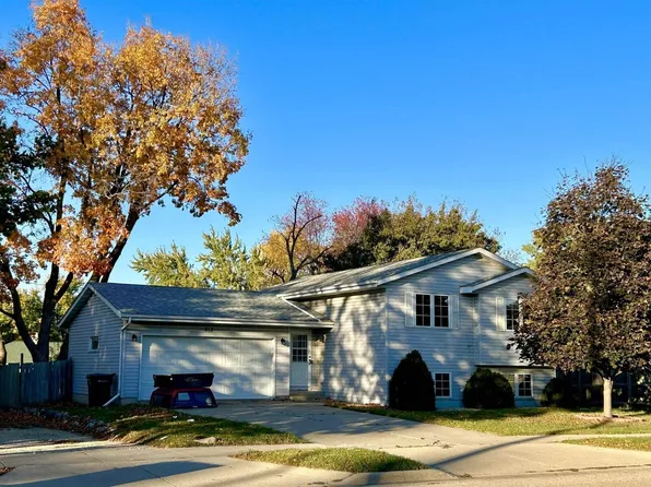 813 Benton Avenue, Janesville, WI 53545