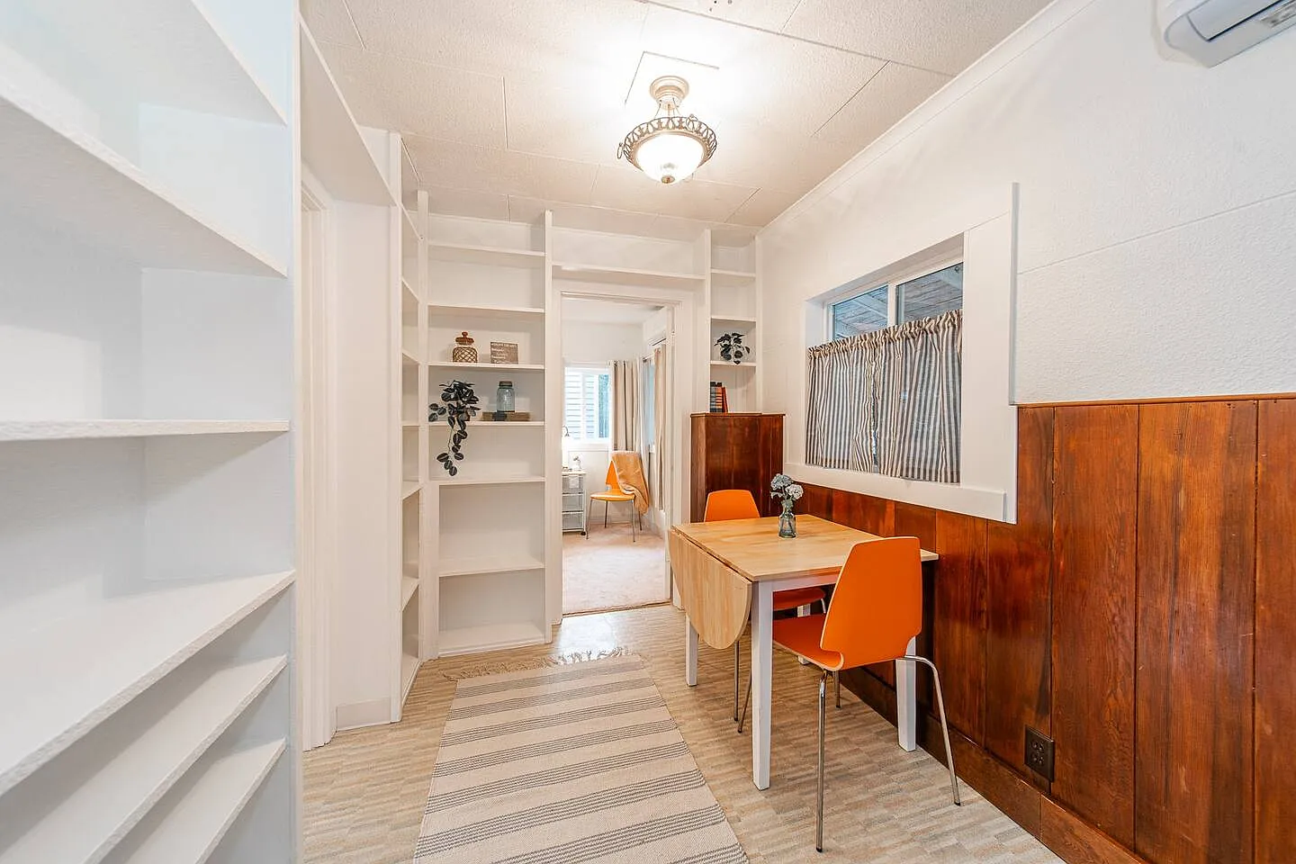 1 bed, 651 sqft, $2,400 — Photo 2