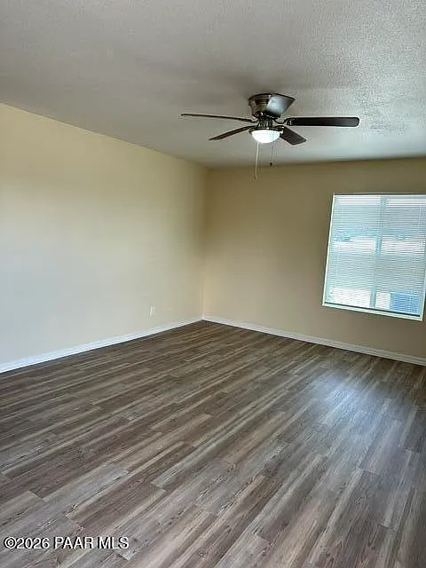 3 bed, 1.0 bath, 1200 sqft, $1,875 — Photo 3