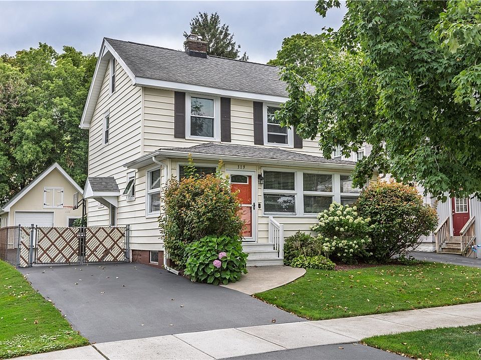 1st image of 319 Ridgewood Dr