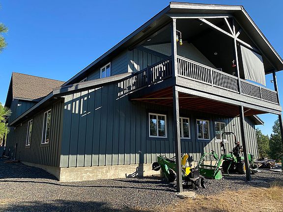 5th image of 1141 Leo Ln