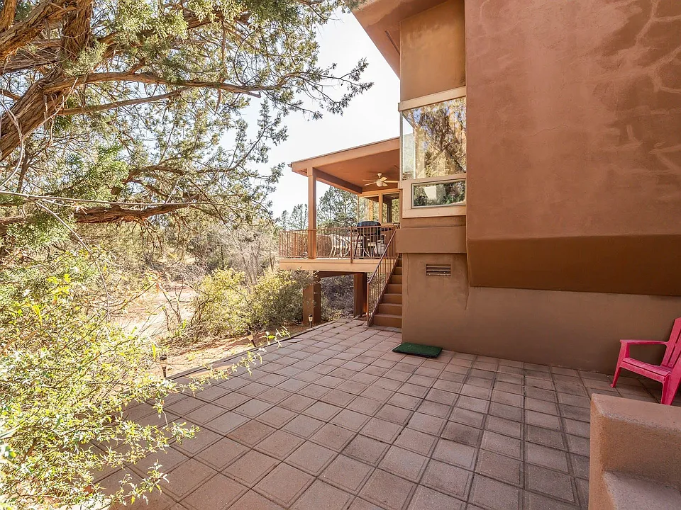 209 Pinon Woods Dr