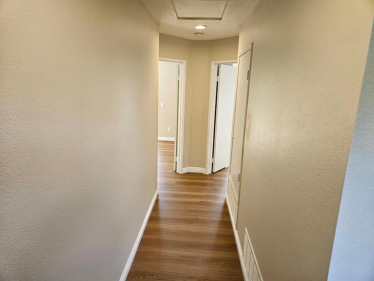 55192 Firestone — Photo 27