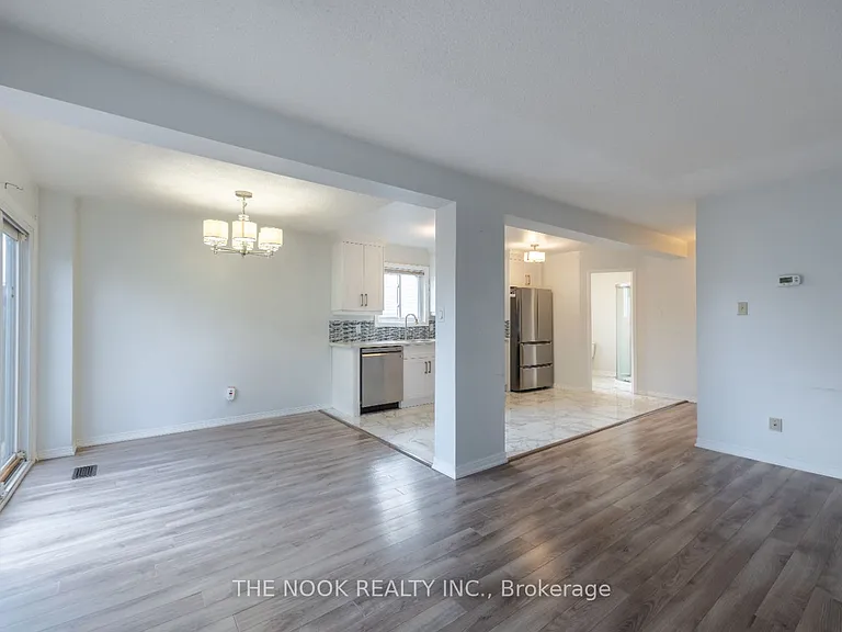 606 Cobblehill Dr — Photo 13