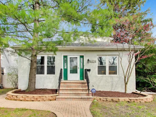 1619 Fowler Ave, Evanston, IL 60201