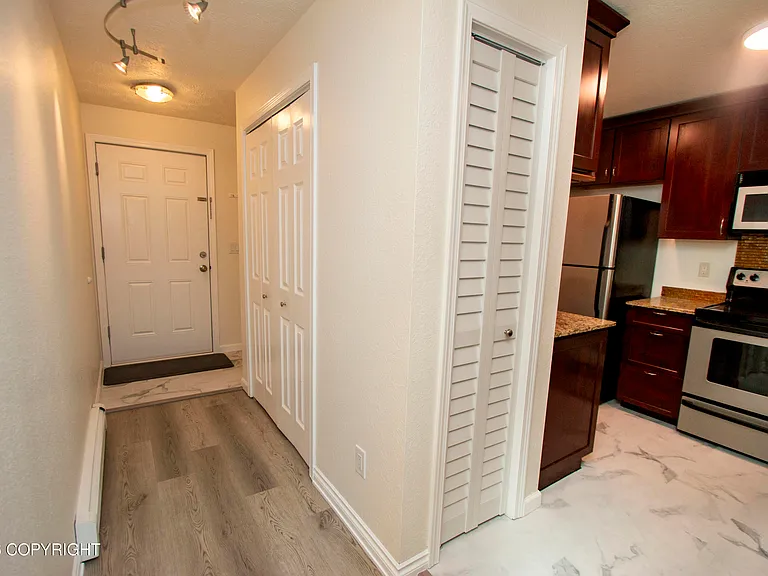 329 E 14th Ave #13 — Photo 9