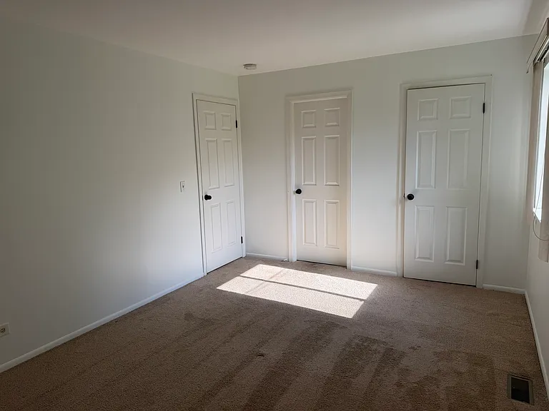 214 Scarsdale Ct #D1 — Photo 10