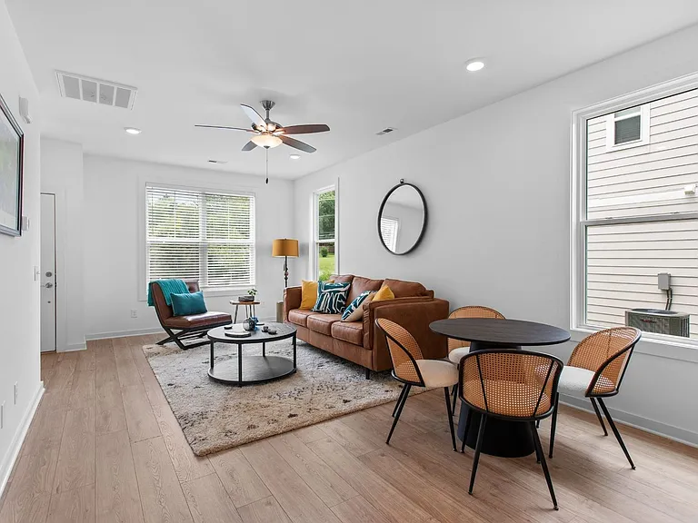 1170 S Dickerson Rd #6 — Photo 9