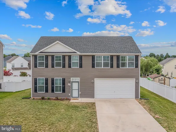 34 Einstein Way, Martinsburg, WV 25404