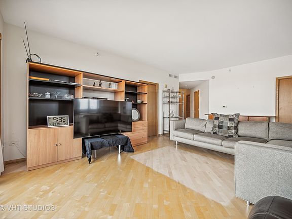 3rd image of 5055 Madison St Unit 603