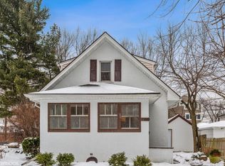 1124 Noyes St, Evanston, IL 60201