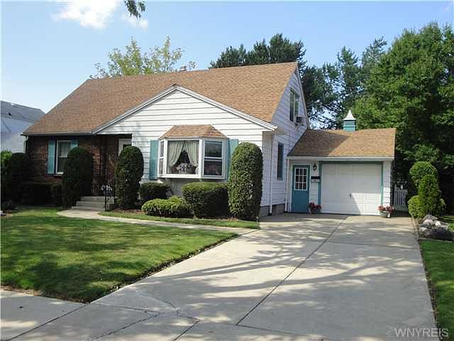 1st image of 230 Orchard Dr