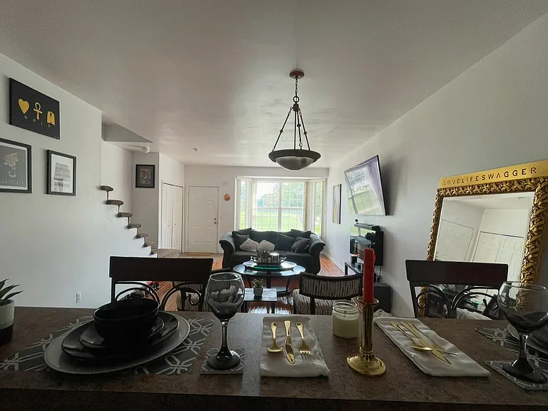 13239 Saint Ervin Ave #13239 — Photo 3