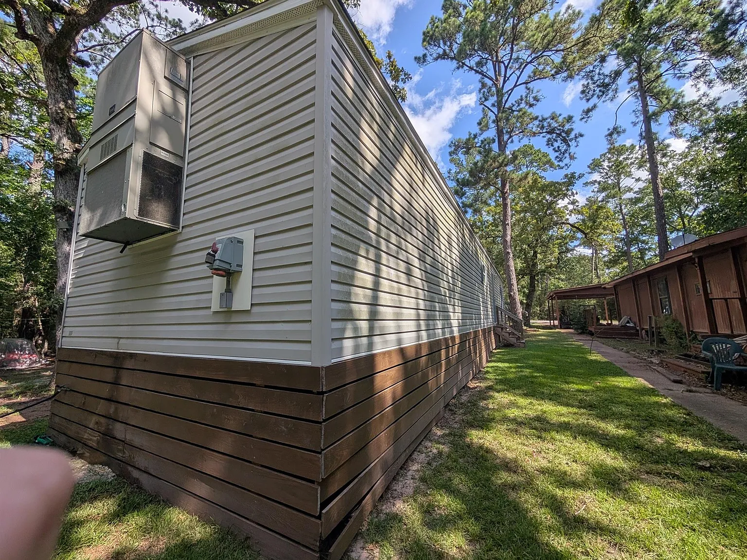 3 bed, 2.0 bath, 896 sqft, $1,200 — Photo 4