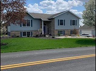 106 Cottonwood Dr, Celina, OH 45822