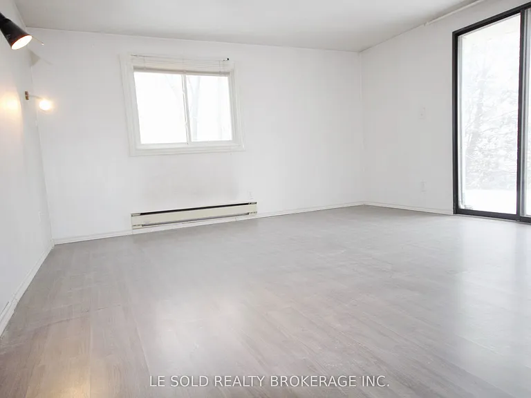 169 Gormley Rd W — Photo 21