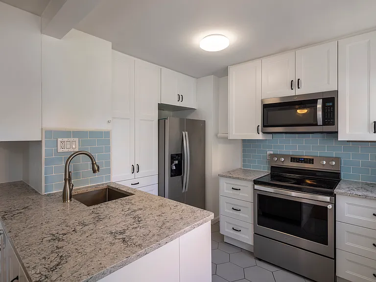 4439 Matson Ave — Photo 5