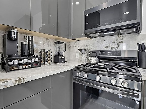5th image of 3305 Dalemead St