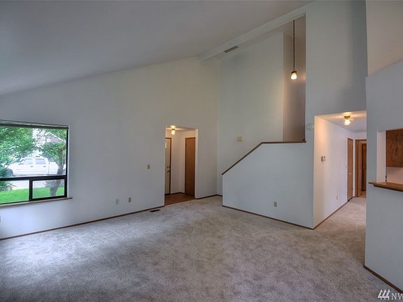 5th image of 2124 Boundary St SE