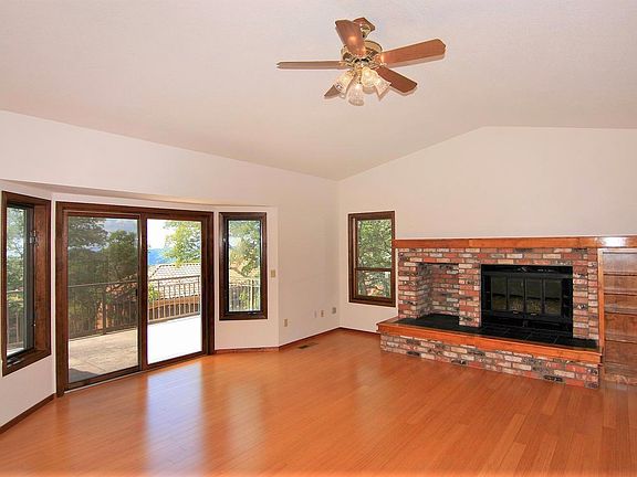 3rd image of 6215 Viewridge Dr