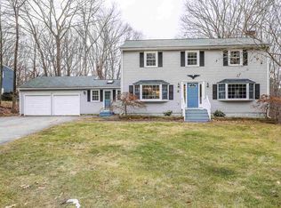 2 Robin Hood Rd, Windham, NH 03087