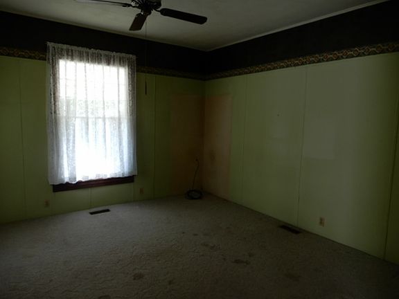 2nd image of 619 Blackman St