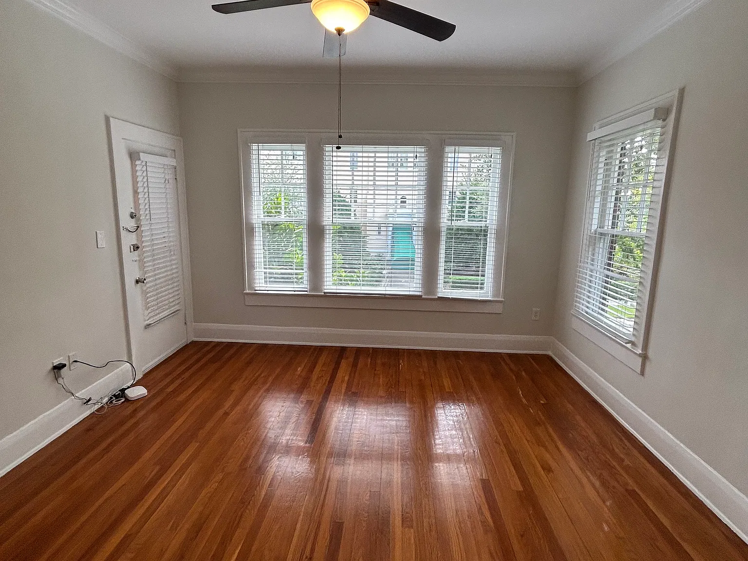 1 bed, 900 sqft, $2,595 — Photo 3