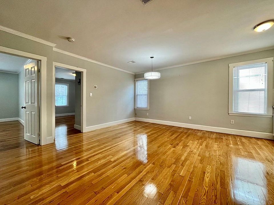 84 Baker Ave Lexington MA Zillow