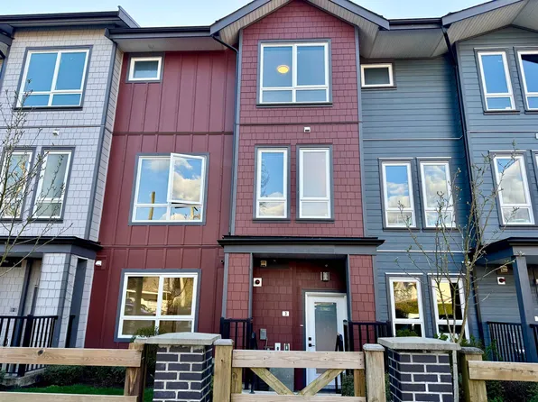 11851 232nd St #3, Maple Ridge, BC V2X 6S8