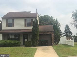 88 Hopewell Ln, Sicklerville, NJ 08081