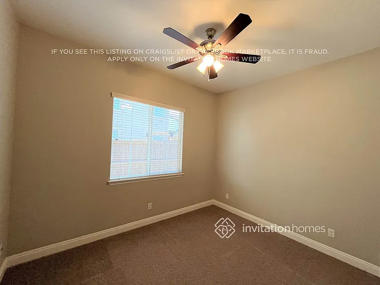 1118 Lawrence Ln — Photo 7