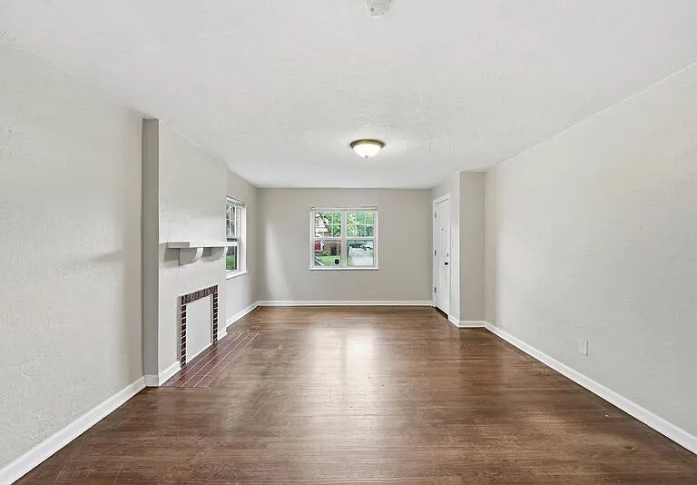 1048 Berkeley Rd #B — Photo 5