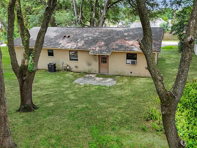 62 Teak Loop — Photo 19