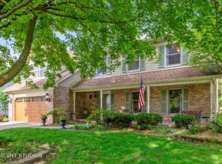 1517 Terrance Dr, Naperville, IL 60565