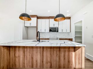 109 E Baysprings Gdns SW, Airdrie, AB T4B5C6
