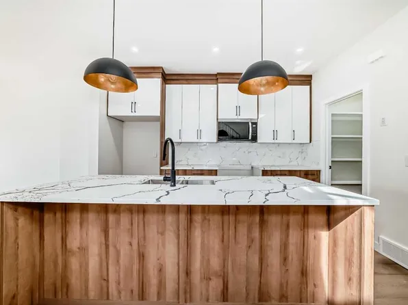 109 E Baysprings Gdns SW, Airdrie, AB T4B 5C6