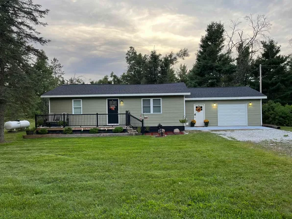 11706 Crapo Lake Rd, Grayling, MI 49738