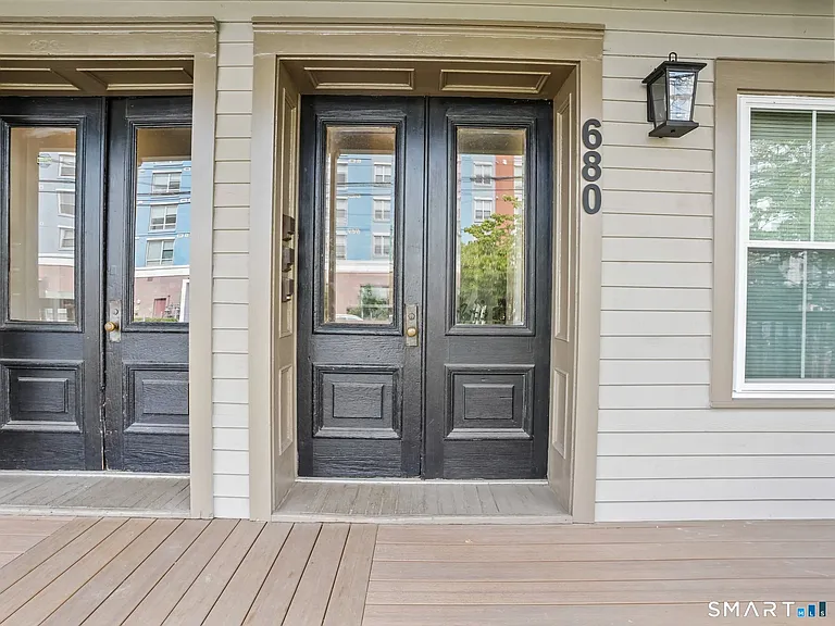 678 Atlantic St #3 — Photo 2